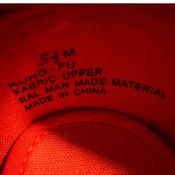 On Your Feet US 5.5 VINTAGE Y2K Kung Fu Womens Pink Mary Jane Buckle Strap Flats - Picture 10 of 11